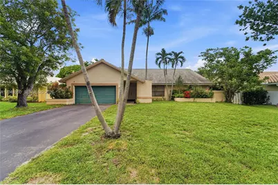 10623 NW 7th Pl, Coral Springs, FL 33071 - Photo 1