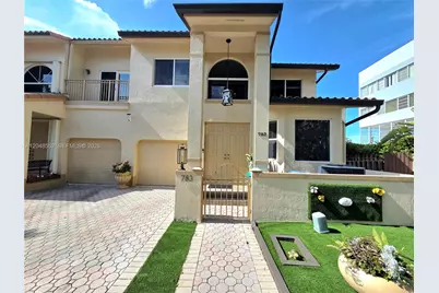 783 NE 195th St #0, Miami, FL 33179 - Photo 1