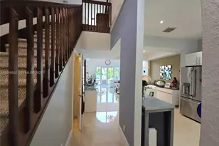 783 NE 195th St, Miami, FL 33179 - Photo 10