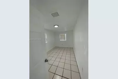 2435 Plunkett St #1, Hollywood, FL 33020 - Photo 14