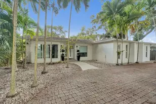 2220 NE 204th St, Miami, FL 33180 - Photo 1