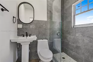 2275 NW 30th St, Miami, FL 33142 - Photo 14