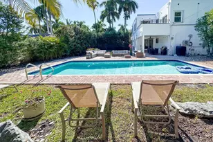 1255 Jackson St, Hollywood, FL 33019 - Photo 2