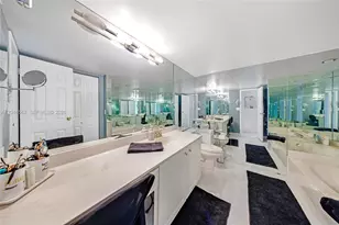 800 Parkview Dr, Hallandale Beach, FL 33009 - Photo 8