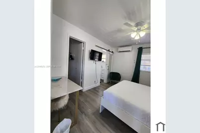 2032 NE 26th St #2, Wilton Manors, FL 33305 - Photo 6