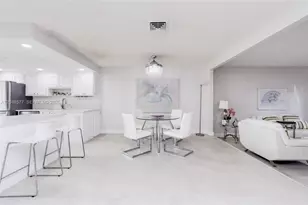 7032 SW 23rd St, Davie, FL 33317 - Photo 12