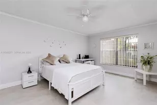 7032 SW 23rd St, Davie, FL 33317 - Photo 20