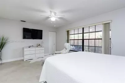 7032 SW 23rd St #16, Davie, FL 33317 - Photo 16