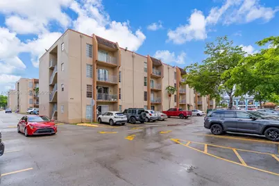 4715 NW 7th St #306-2, Miami, FL 33126 - Photo 1