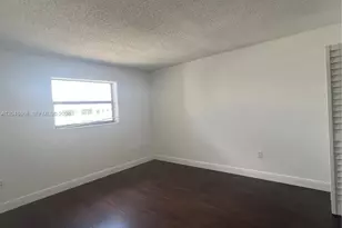 8145 NW 7th St, Miami, FL 33126 - Photo 8