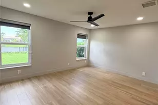 9291 Arborwood Cir, Davie, FL 33328 - Photo 14