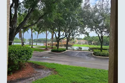 2541 Centergate Dr #101, Miramar, FL 33025 - Photo 28