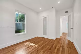 935 Meridian Ave, Miami Beach, FL 33139 - Photo 20