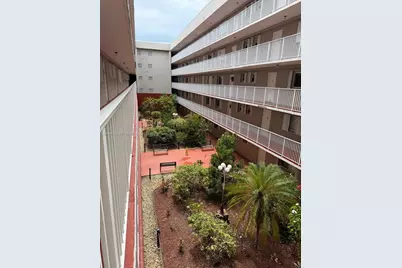 600 NW 32nd Pl #312, Miami, FL 33125 - Photo 8