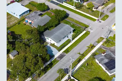3061 NW 2nd St, Fort Lauderdale, FL 33311 - Photo 20
