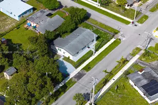 3061 NW 2nd St, Fort Lauderdale, FL 33311 - Photo 20
