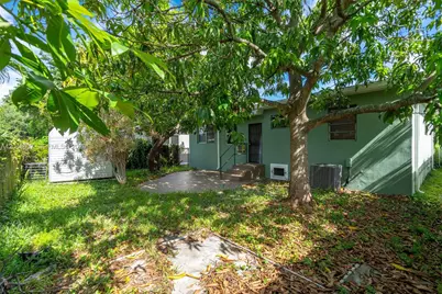 1754 NW 56th St, Miami, FL 33142 - Photo 30