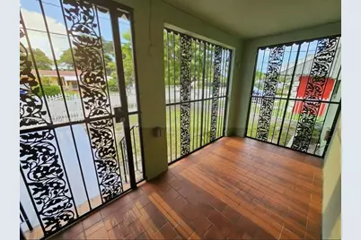1754 NW 56th St, Miami, FL 33142 - Photo 6