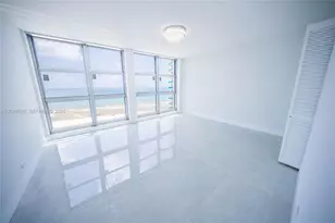 5055 Collins Ave, Miami Beach, FL 33140 - Photo 28