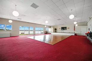 1075 NE Miami Gardens Dr, Miami, FL 33179 - Photo 34