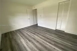 380 SE 12th Ave, Deerfield Beach, FL 33441 - Photo 12