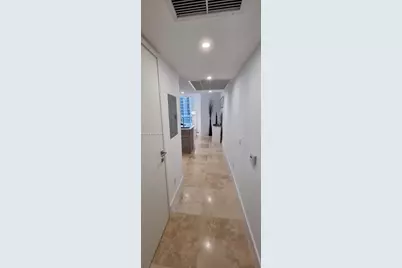 1300 Brickell Bay Dr #1701, Miami, FL 33131 - Photo 4