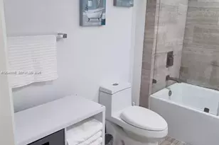 1300 Brickell Bay Dr, Miami, FL 33131 - Photo 18
