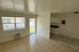 16001 NE 18th Pl, North Miami Beach, FL 33162 - Photo 6