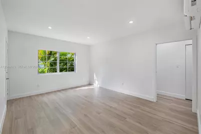 1610 Michigan Ave #2, Miami Beach, FL 33139 - Photo 6