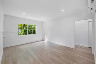 1610 Michigan Ave, Miami Beach, FL 33139 - Photo 6