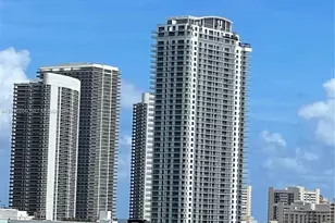 2500 Parkview Dr, Hallandale Beach, FL 33009 - Photo 2
