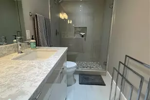 2500 Parkview Dr, Hallandale Beach, FL 33009 - Photo 38