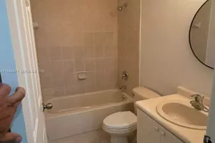 1454 SE 24th Ct, Homestead, FL 33035 - Photo 8