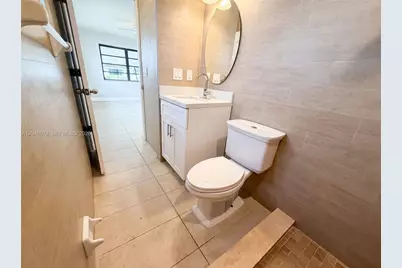 8340 NW 22nd Pl, Miami, FL 33147 - Photo 18