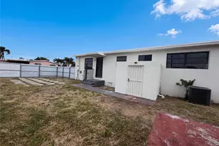 8340 NW 22nd Pl, Miami, FL 33147 - Photo 22