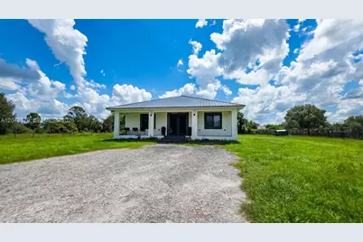 525 N Granja St, Clewiston, FL 33440 - Photo 10