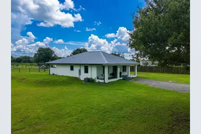 525 N Granja St, Clewiston, FL 33440 - Photo 8
