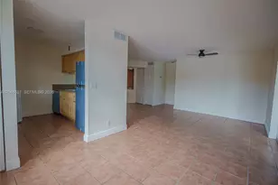 8630 SW 3rd St, Pembroke Pines, FL 33025 - Photo 8