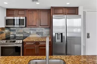 7601 E Treasure Dr #2319, North Bay Village, FL 33141 - Photo 12