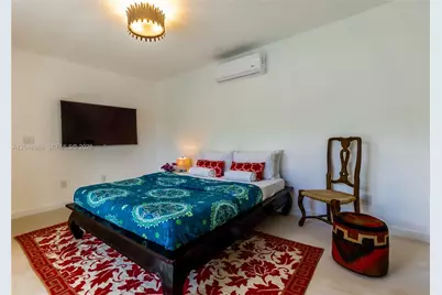 255 Palm Avenue, Miami Beach, FL 33139 - Photo 16