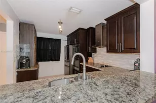 11733 NW 11th St, Pembroke Pines, FL 33026 - Photo 14