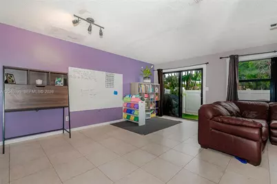 11733 NW 11th St, Pembroke Pines, FL 33026 - Photo 10