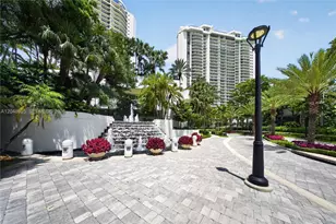 2800 Island Blvd, Aventura, FL 33160 - Photo 32