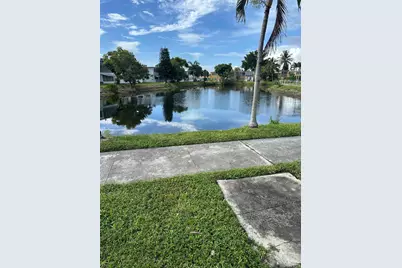 20320 NE 2nd Ave #27, Miami Gardens, FL 33179 - Photo 16