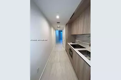 77 SE 5th St #2004, Miami, FL 33131 - Photo 6