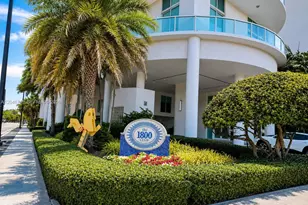 1800 N Bayshore Dr, Miami, FL 33132 - Photo 24