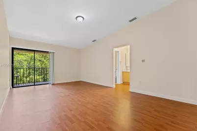 2525 NE 135th St, North Miami, FL 33181 - Photo 26