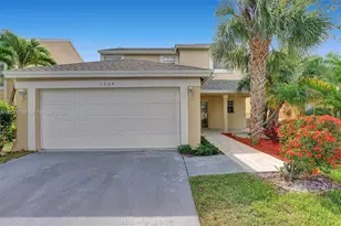 1224 Sussex St, Boynton Beach, FL 33436 - Photo 2