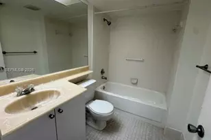 1001 SW 128th Terrace, Pembroke Pines, FL 33027 - Photo 8