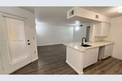 2485 NW 33rd St #1610, Oakland Park, FL 33309 - Photo 2